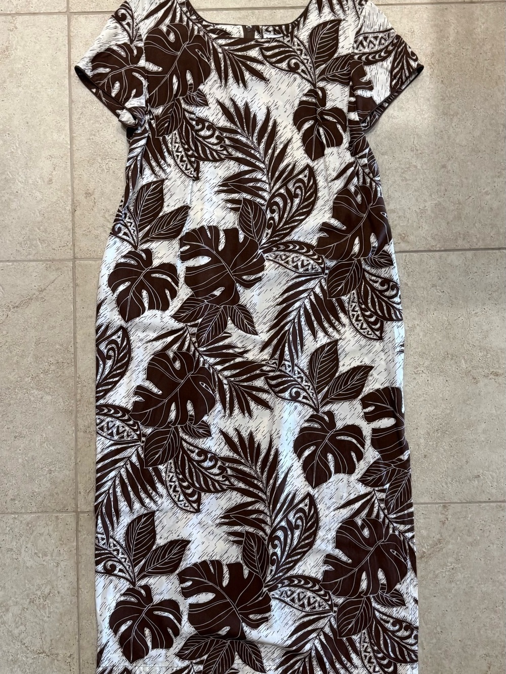 Iolani Women's Brown Leaf Print Maxi Dress - Casual Pull-On Style